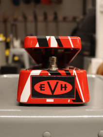 Dunlop EVH95 35th Anniversary Wah-Wah efektipedaali (käytetty)