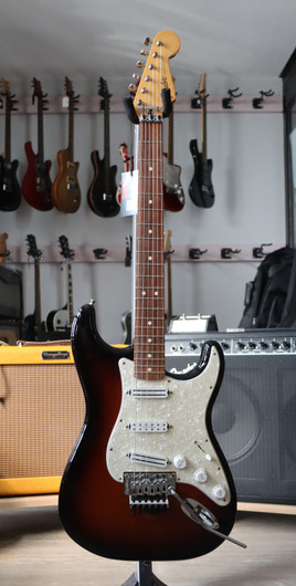 Fender Dave Murray Strat 2TSB sähkökitara 2019 + gig bag (käytetty)