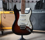 Fender Dave Murray Strat 2TSB sähkökitara 2019 + gig bag (käytetty)