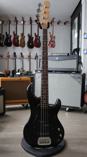  G&L Tribute Series SB-2 sähköbasso (käytetty)