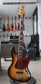 Fender Jazz Bass 1969 Sunburst (käytetty)