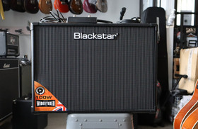 Blackstar ID:Core Stereo 100 - 100W kitaracombovahvistin (käytetty)