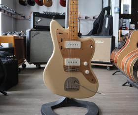 Squier 40th Anniv. Jazzmaster VE Satin Desert Sand 2022 (käytetty)