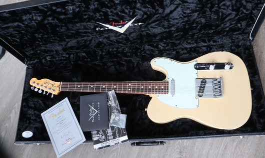 Fender Custom Shop Custom Deluxe Telecaster 2010 Desert Sand(käytetty)