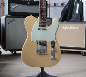 Fender Custom Shop Custom Deluxe Telecaster 2010 Desert Sand(käytetty)