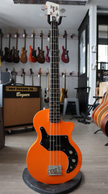 Orange O Bass sähköbasso + gig bag (käytetty)