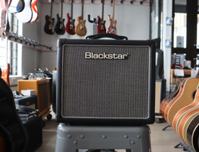 Blackstar HT-1R MkII kitaravahvistincombo (käytetty)