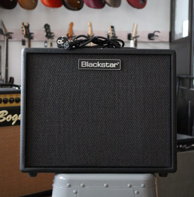 Blackstar Artist FR Standard aktiivikaappi (käytetty) 