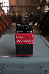Boss VO-1 Vocoder efektipedaali (käytetty)
