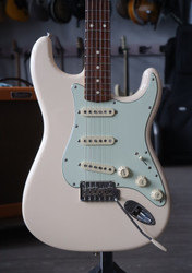 Fender Vintera 60s Mod Stratocaster PF, Olympic White (käytetty)