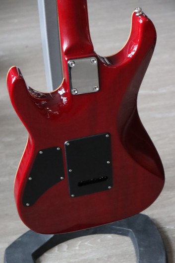 Suhr Pete Thorn Signature Series Black 2020 + kova laukku (käytetty)