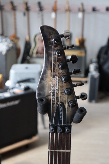 Schecter C-6 Pro FR 2021 sähkökitara + gig bag (käytetty)