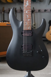 Schecter Damien-6 Satin Black 2021 sähkökitara (käytetty)