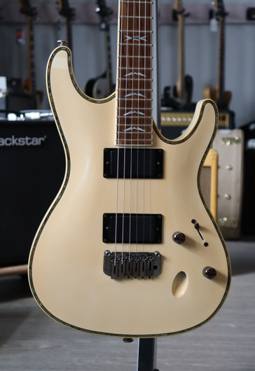  Ibanez SA Series MA280 Antique White sähkökitara (käytetty)