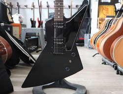 Gibson Explorer B-2 2019 sähkökitara + gig bag (käytetty)