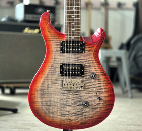 PRS SE Custom 24 Charcoal Cherry Burst 2024 +  gig bag (käytetty)