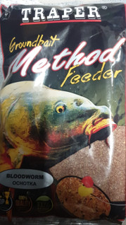 Traper Method Feeder, red groundbait with the scent of bloodworms, 0.75 kg