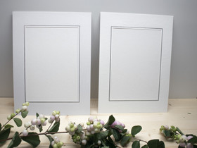 13 x 18 kuvalle foliopainettu pohjuke 