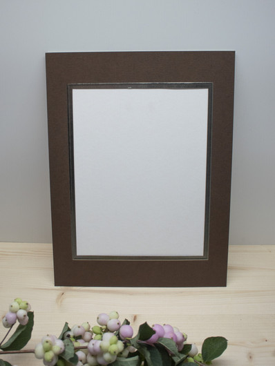 14 x 18 kuvalle preeglattu pohjuke