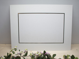 20 x 30 kuvalle kehyspohjuke