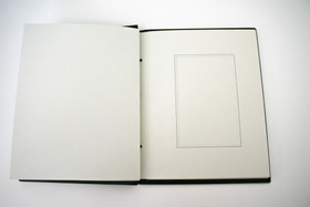 Välilehti 1:llä pystyaukolla