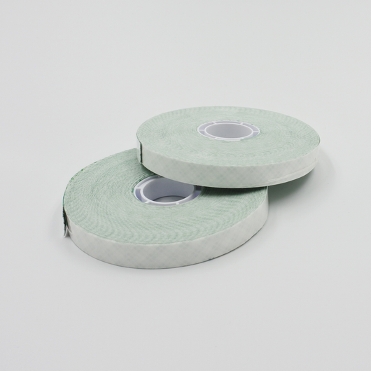 Kaksipuoleinen teippirulla