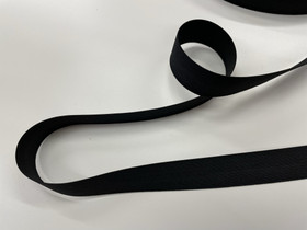 Kotimainen kuminauha 25mm Musta