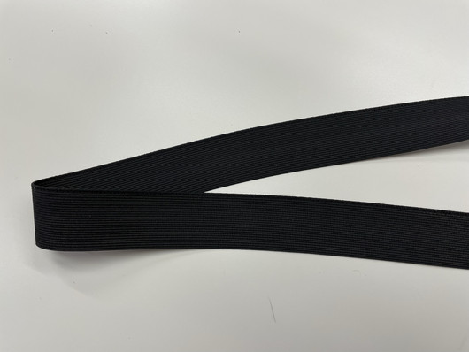 Kotimainen kuminauha 30mm Musta