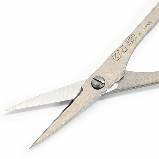 Kirjontasakset Kai Professional 10cm