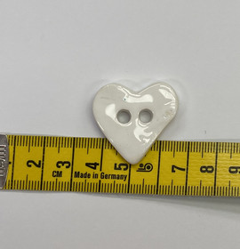 Keraaminen nappi: Sydän valkoinen