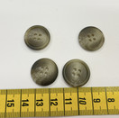 Nappi: ruskea 4 reikäinen