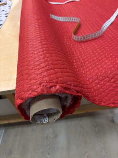 TIkkikangas: Punainen