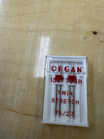 Organ Needles Kaksoisneula 2,5mm
