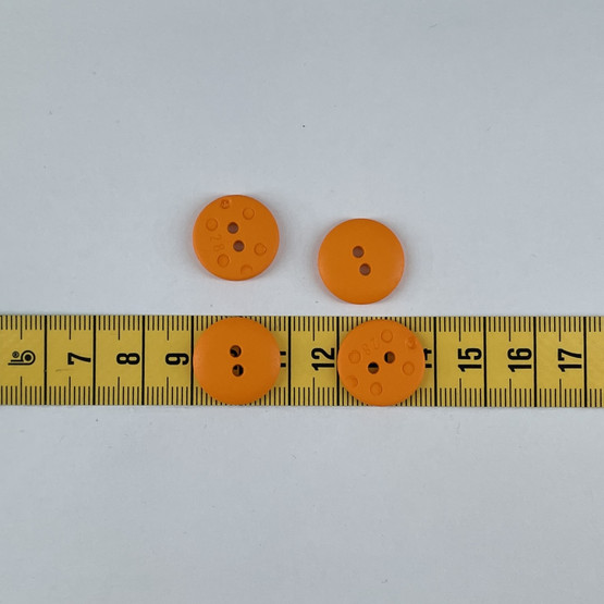 Oranssi nappi 18mm