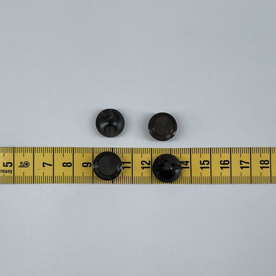 Ruskea kanta nappi 14mm