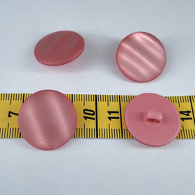 Kiiltävä kanta nappi