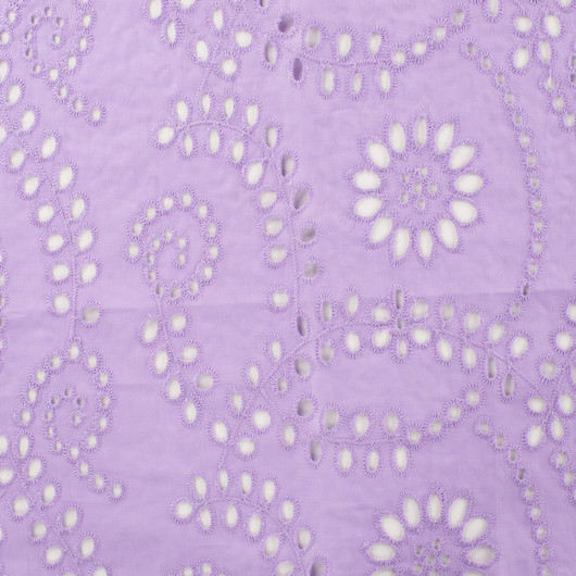 Puuvilla: Brodeeratut kukat Lila