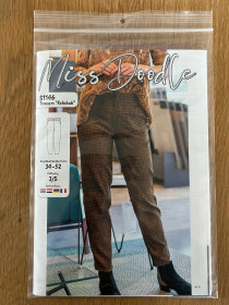 Miss Doodle housut paperikaava 