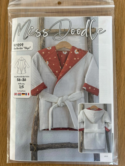 Miss Doodle kylpytakin paperikaava lapsille 