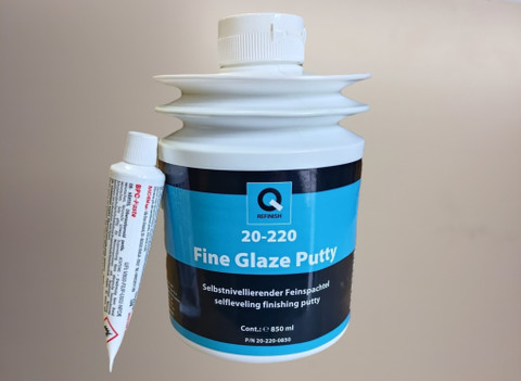 Q-Refinish Fine Glaze viimeistelykitti 850ml