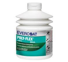 Evercoat Polyflex 880ml. Joustava kitti muoviosille.